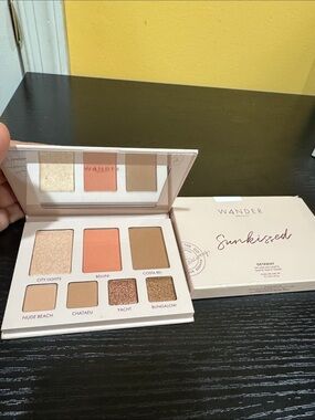 Wander Beauty - Sunkissed Eyeshadow Palette - brand new in box